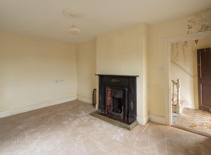 Clarary, Creagh, H53F750