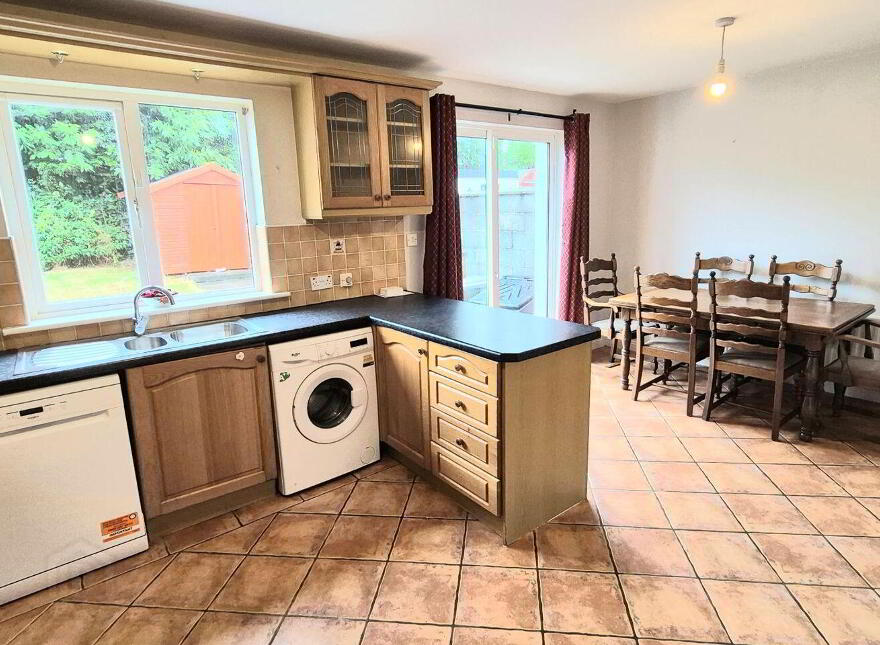 6 Victoria Place, Castlebar, F23XK07