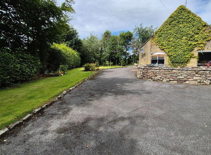 Ballyglass, Clogher, Westport, F28YP62