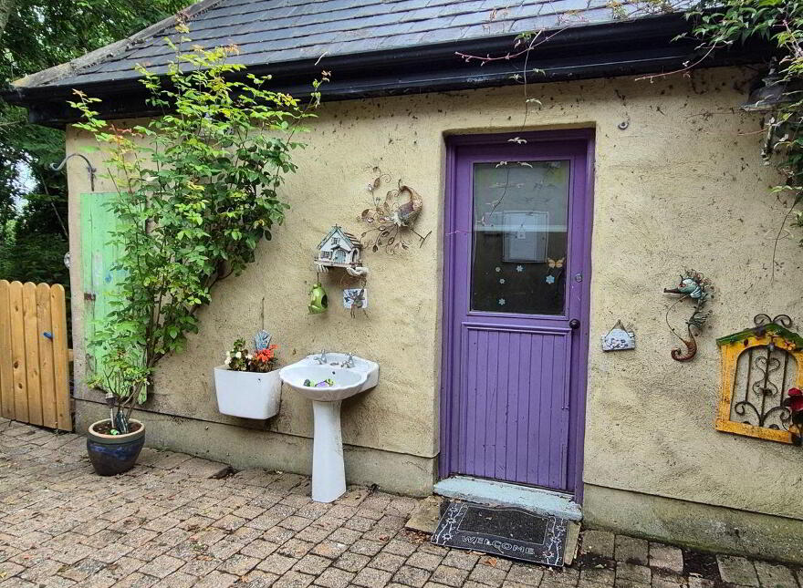 Ballyglass, Clogher, Westport, F28YP62