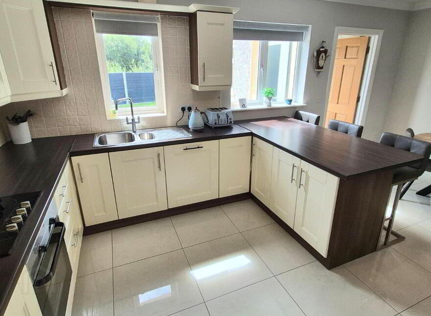 22 Gladesville, Castlebar, F23K299