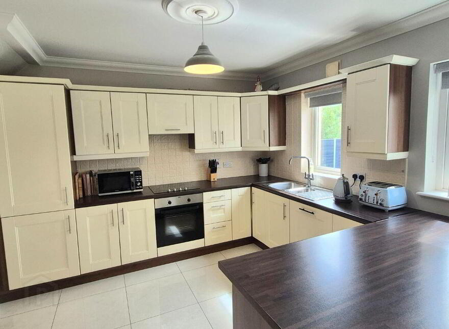22 Gladesville, Castlebar, F23K299