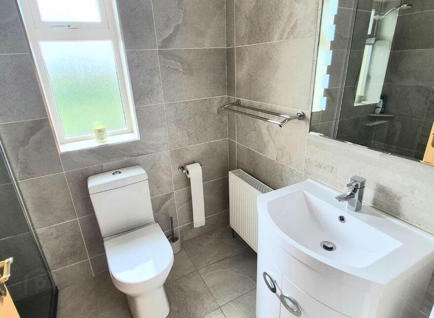 22 Gladesville, Castlebar, F23K299
