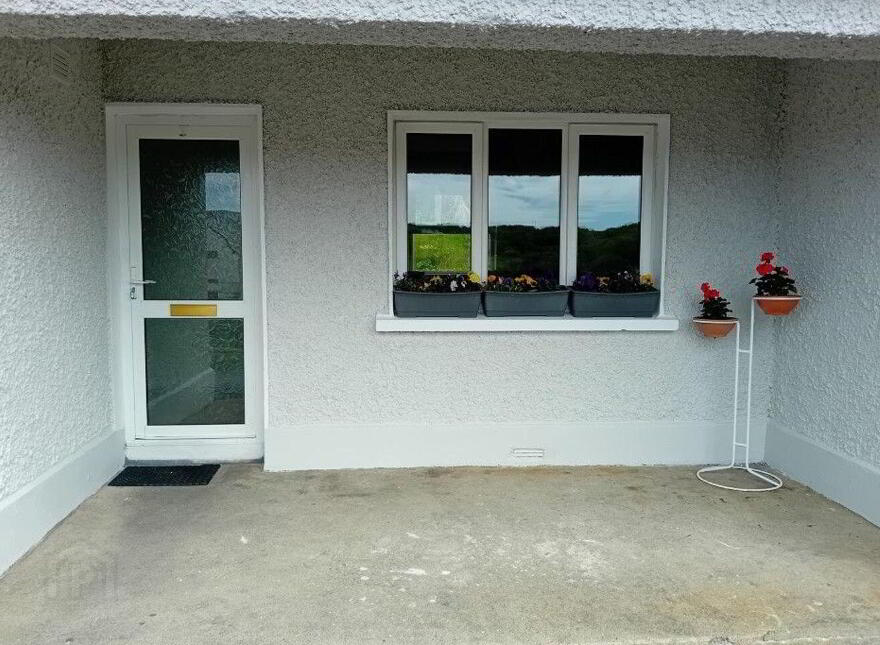 5 Galway Road, Tullyvoheen, Clifden, H71HP65
