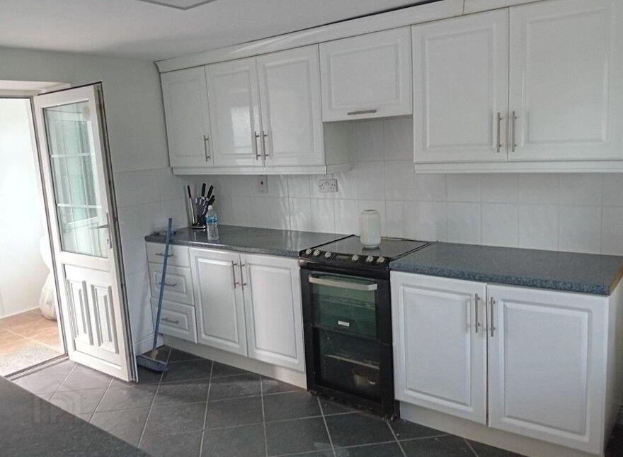 Knockalaghta, Ballintubber, F45X899
