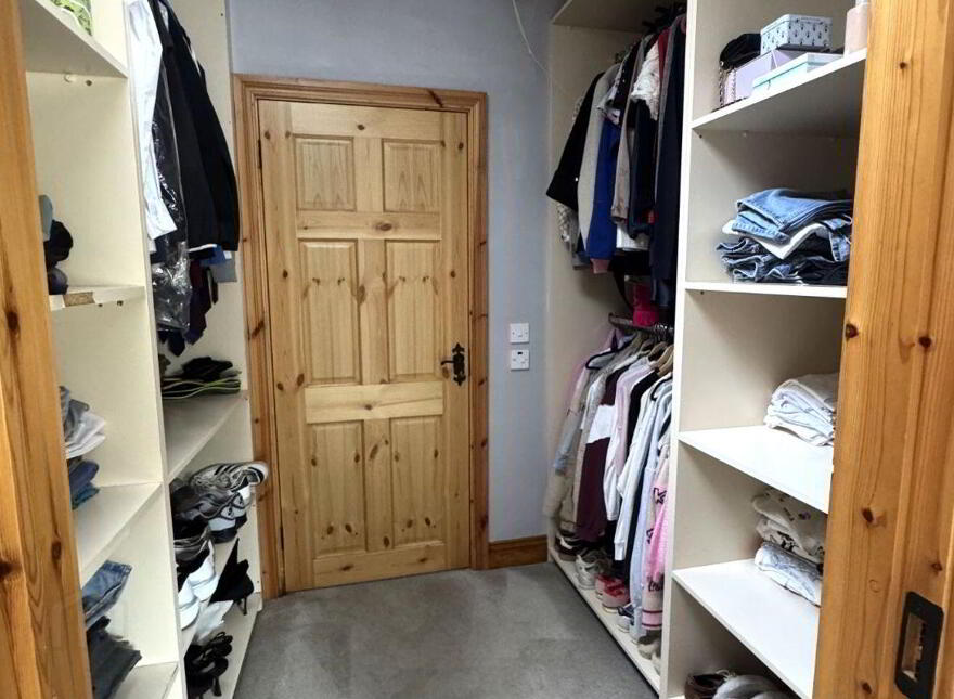 Bridgeview House, Cahernard, Castleisland, V92WF20