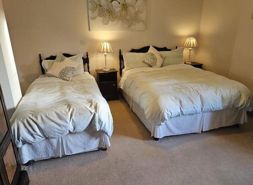 Woodfield Inn, Larkhill, Beltra, F91AC66