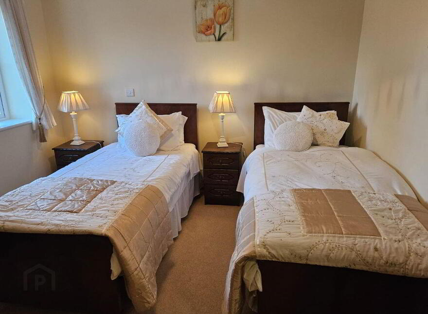 Woodfield Inn, Larkhill, Beltra, F91AC66