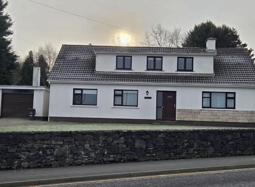 Cline Lodge, Charlestown Road, Tubbercurry, F91VY13 photo