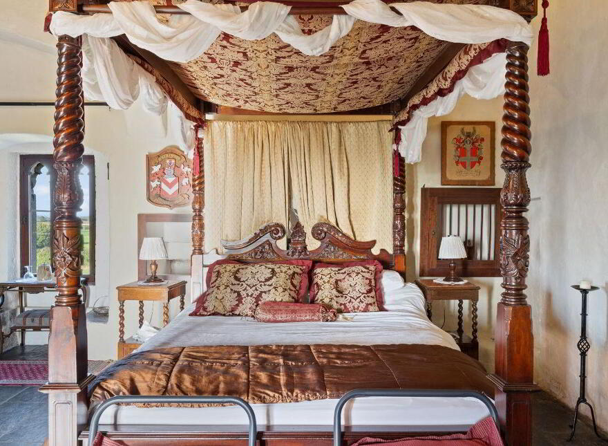 Ballytarsna Castle, Ballytarsna, Horse And Jockey, E25TX39