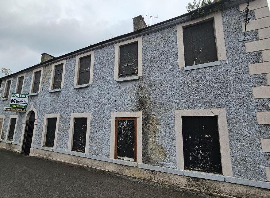 Main Street, Daingean, R35FY52