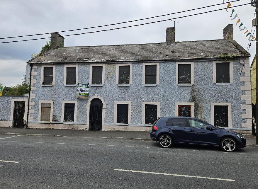 Main Street, Daingean, R35FY52