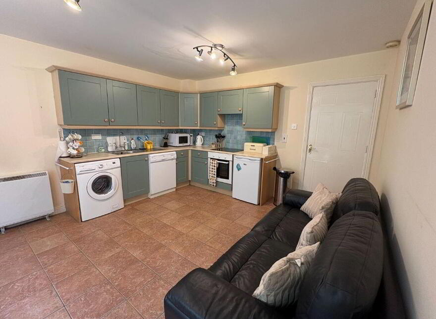 2 Glen Cove, Riverchapel, Riverchapel, Y25F682