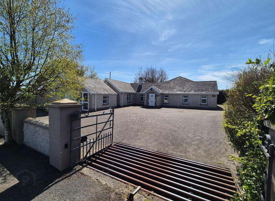 Four Bee Cottage, Commons, Mountmellick, Emo, R32R2Y7