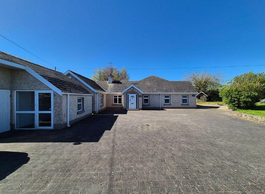Four Bee Cottage, Commons, Mountmellick, Emo, R32R2Y7