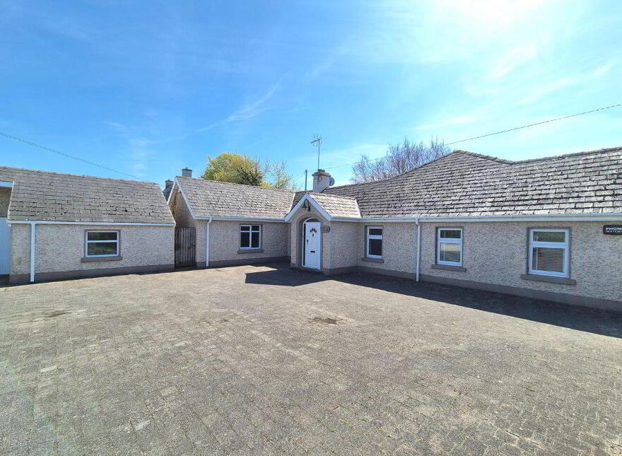 Four Bee Cottage, Commons, Mountmellick, Emo, R32R2Y7