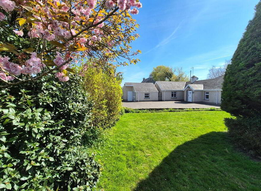 Four Bee Cottage, Commons, Mountmellick, Emo, R32R2Y7