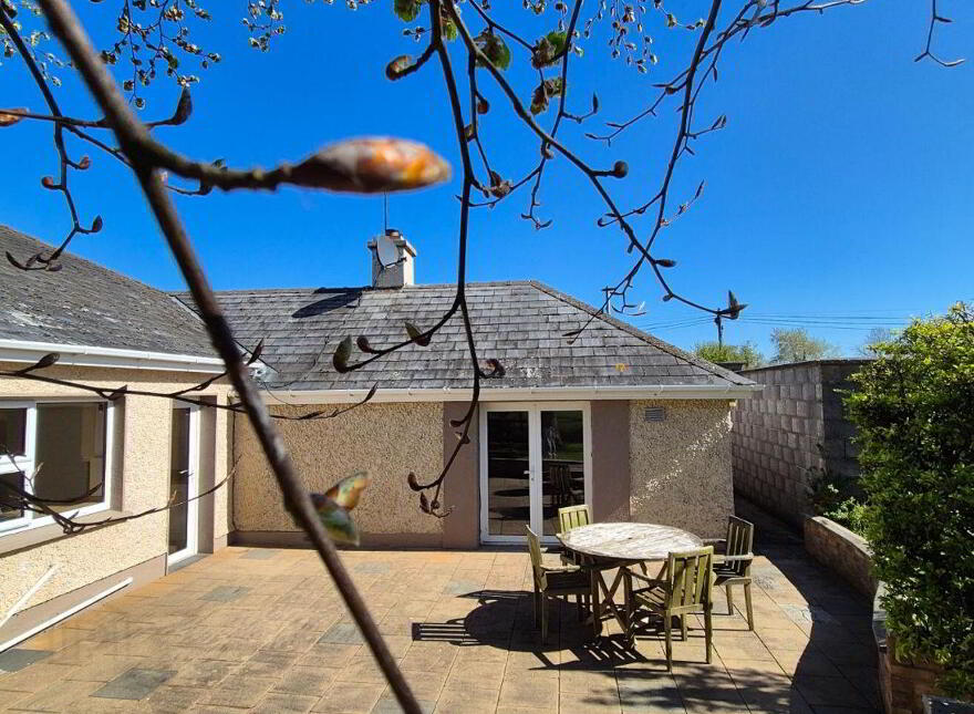 Four Bee Cottage, Commons, Mountmellick, Emo, R32R2Y7