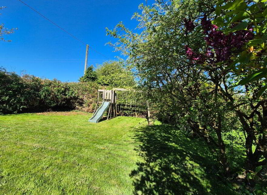 Four Bee Cottage, Commons, Mountmellick, Emo, R32R2Y7