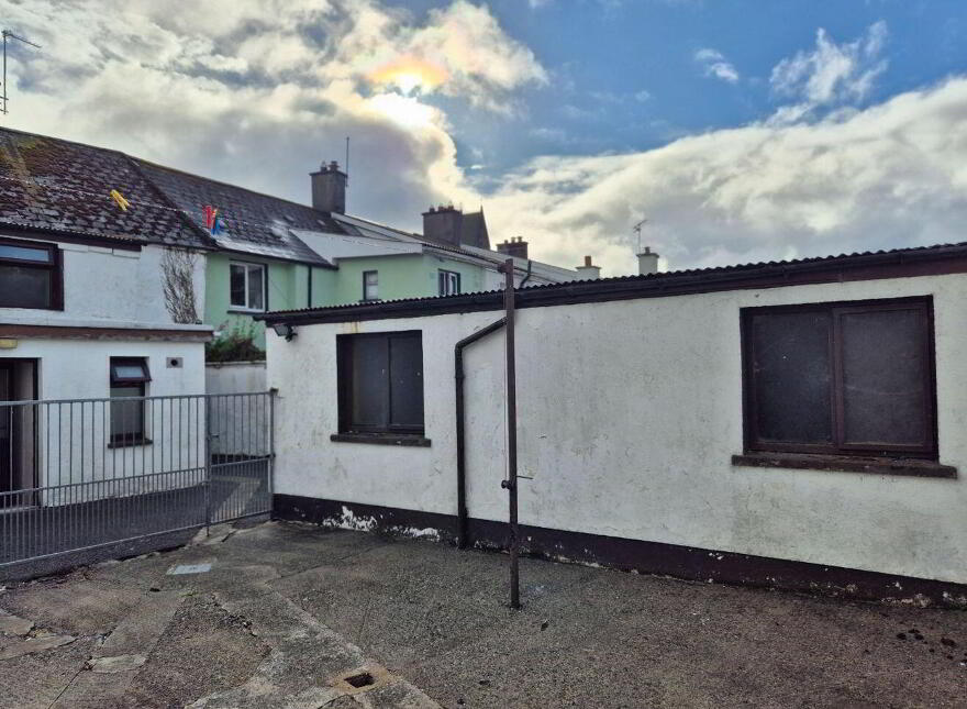 No 28 Sarsfield Street, Mountmellick, R32T959