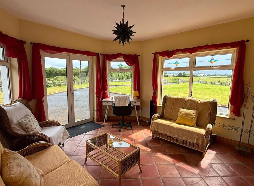 Annaghbrack House, Annaghbrack Glebe, Blue Ball, Tullamore, R35TF78