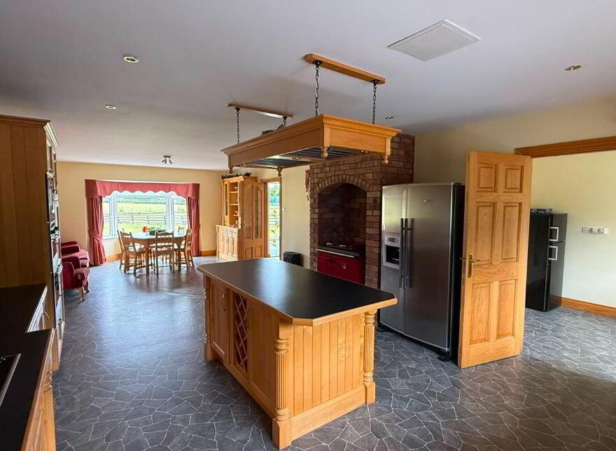 Annaghbrack House, Annaghbrack Glebe, Blue Ball, Tullamore, R35TF78