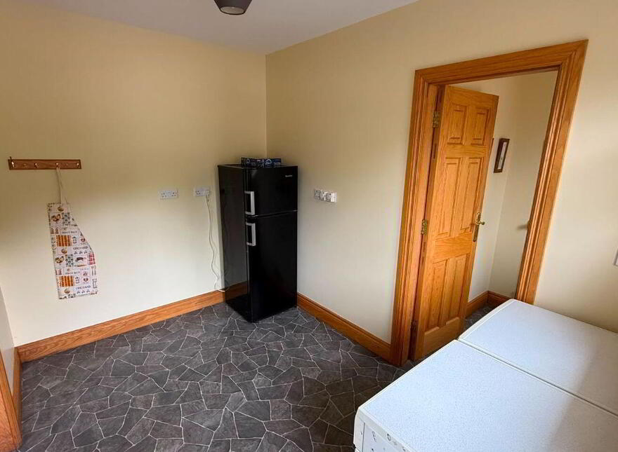 Annaghbrack House, Annaghbrack Glebe, Blue Ball, Tullamore, R35TF78