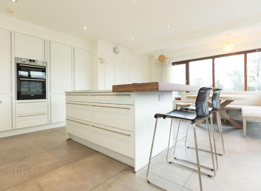 Knockatee, Monilea, Mullingar, N91F8N6