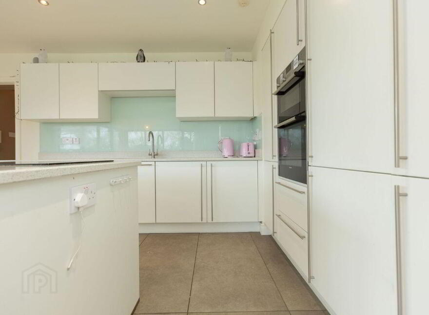 Knockatee, Monilea, Mullingar, N91F8N6