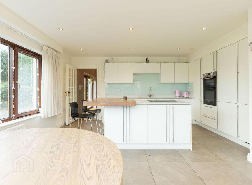 Knockatee, Monilea, Mullingar, N91F8N6