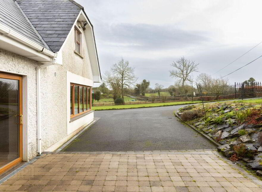 Knockatee, Monilea, Mullingar, N91F8N6