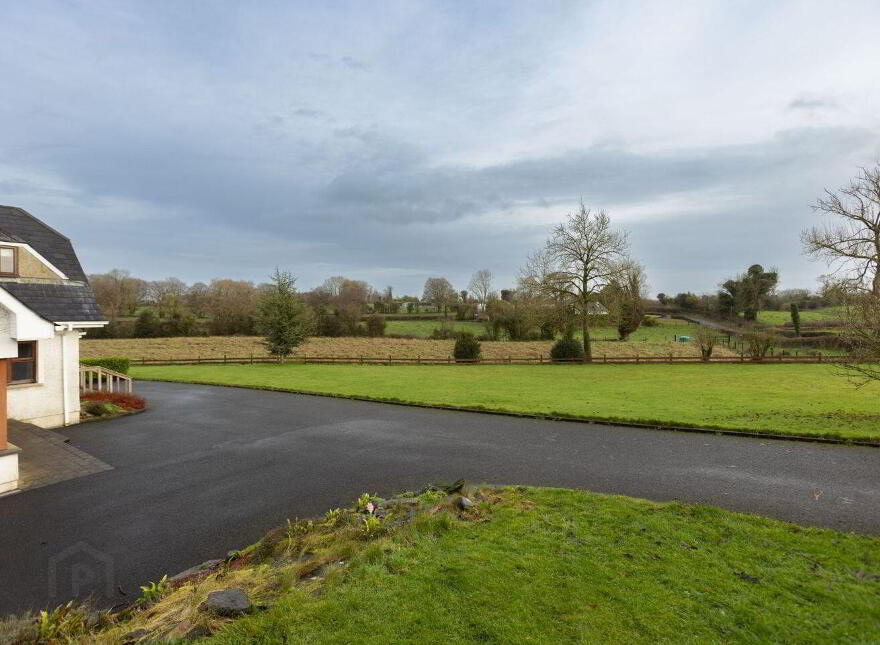 Knockatee, Monilea, Mullingar, N91F8N6