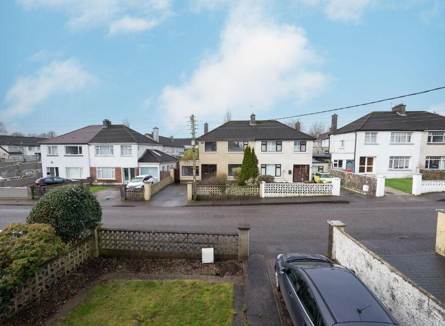 14 Summerstown Drive, Glasheen, T12C9W7