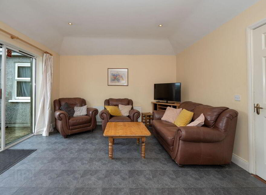 10 Ashgrove Park, Bishopstown, T12E06A