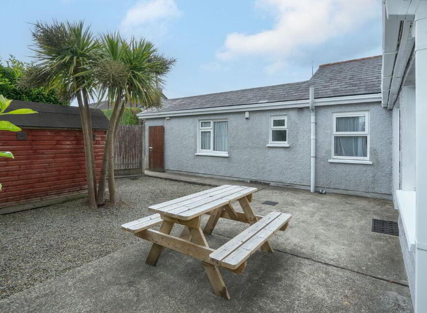 10 Ashgrove Park, Bishopstown, T12E06A