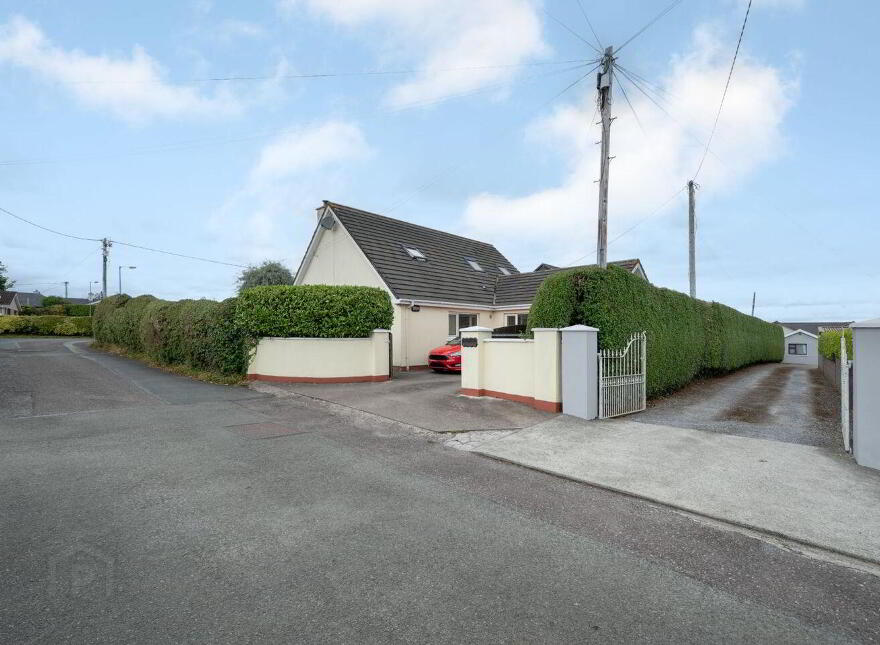 10 Ashgrove Park, Bishopstown, T12E06A