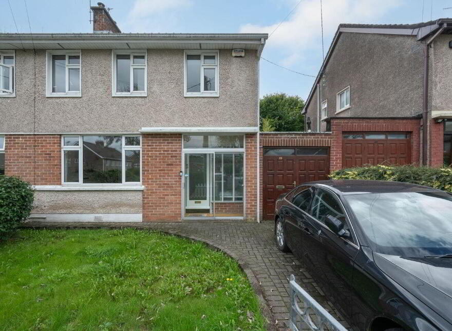 Majella, 39 Farranlea Grove, Victoria Cross, T12R7W8