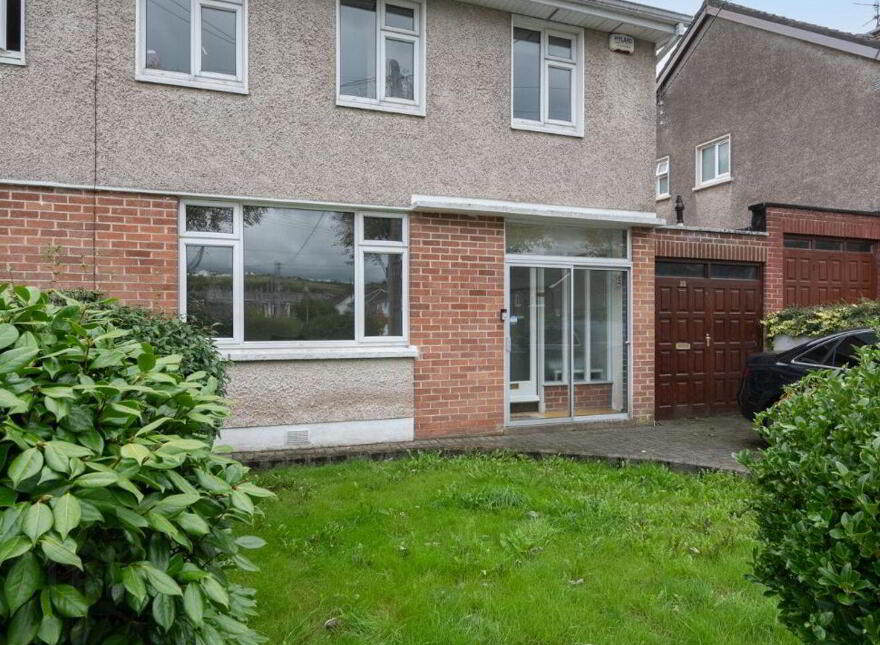 Majella, 39 Farranlea Grove, Victoria Cross, T12R7W8