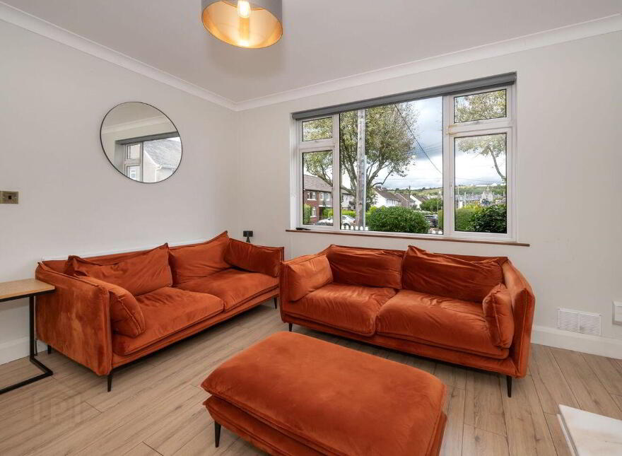 Majella, 39 Farranlea Grove, Victoria Cross, T12R7W8