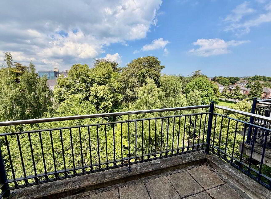 Apartment 504 Block 2 Gracepark Manor, Drumcondra, Drumcondra, D09HC52