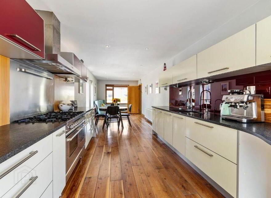 84 Glentow Road, Whitehall, Whitehall, D09H722
