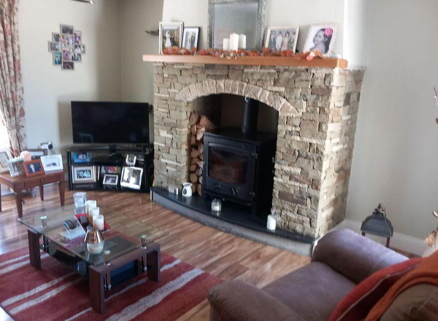 Knockduff Upper, Meelin, Newmarket, P51H6F6