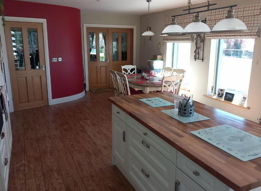 Knockduff Upper, Meelin, Newmarket, P51H6F6