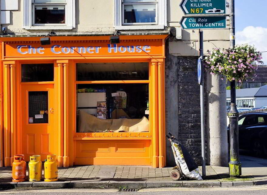 The Corner House, Henry Street, Kilrush, V15ND00