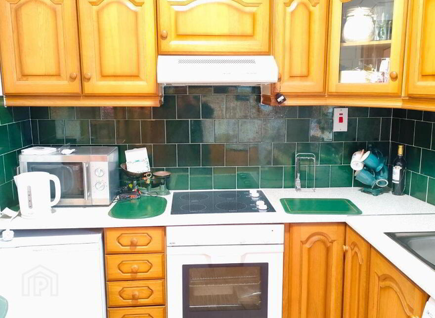 The Corner House, Henry Street, Kilrush, V15ND00