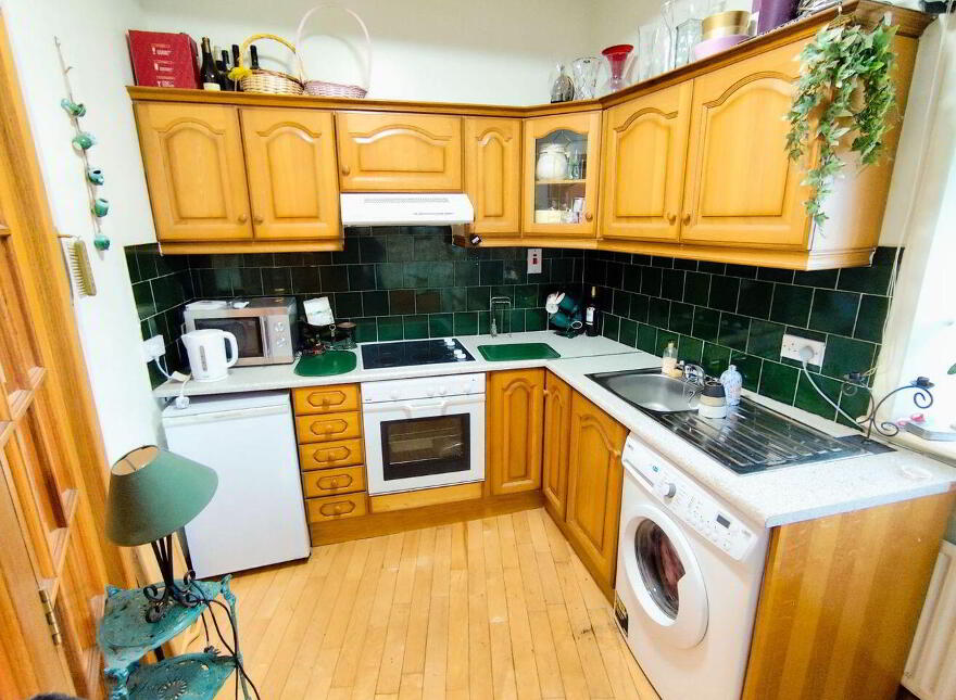 The Corner House, Henry Street, Kilrush, V15ND00