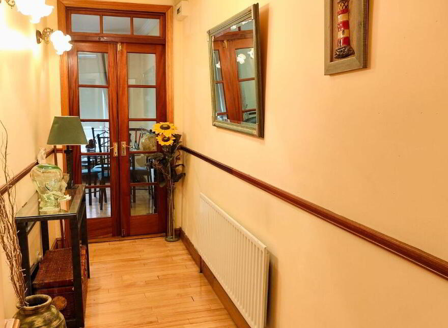 The Corner House, Henry Street, Kilrush, V15ND00