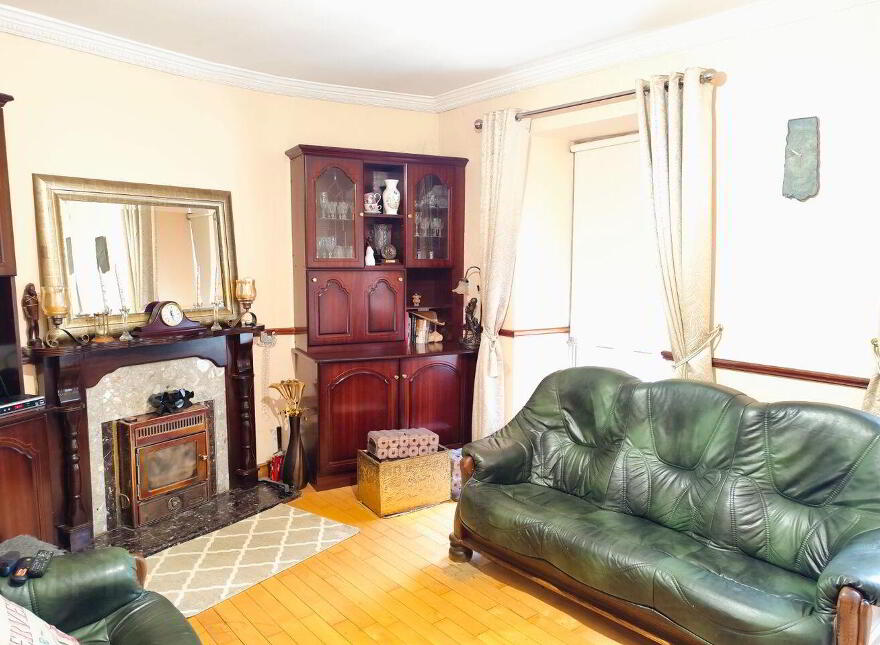 The Corner House, Henry Street, Kilrush, V15ND00