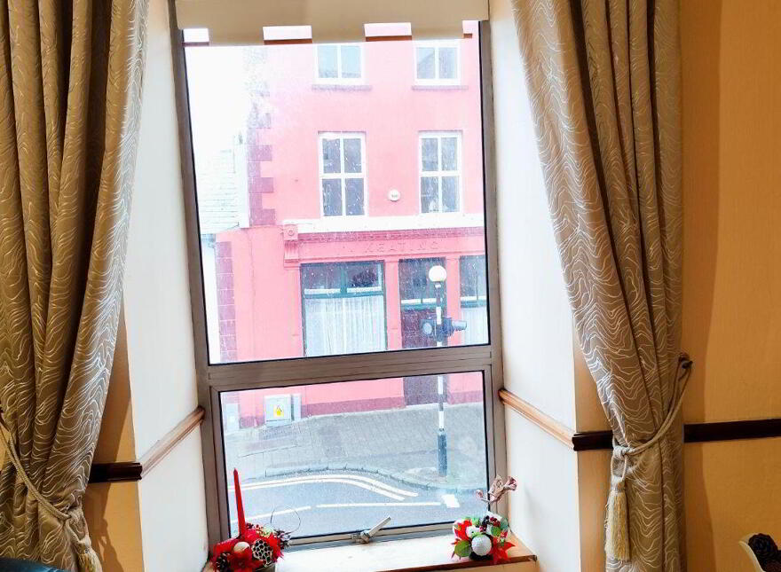 The Corner House, Henry Street, Kilrush, V15ND00