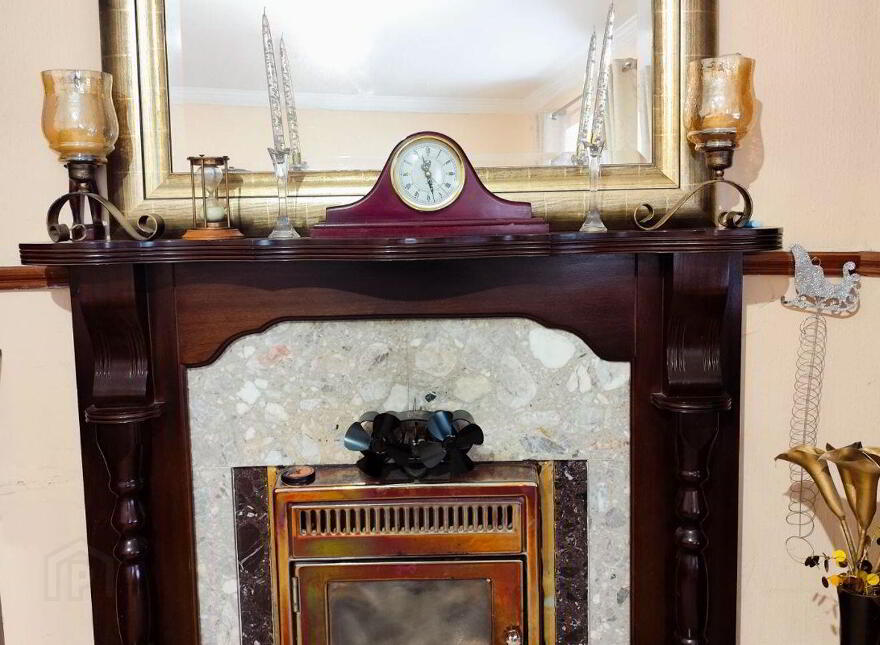 The Corner House, Henry Street, Kilrush, V15ND00